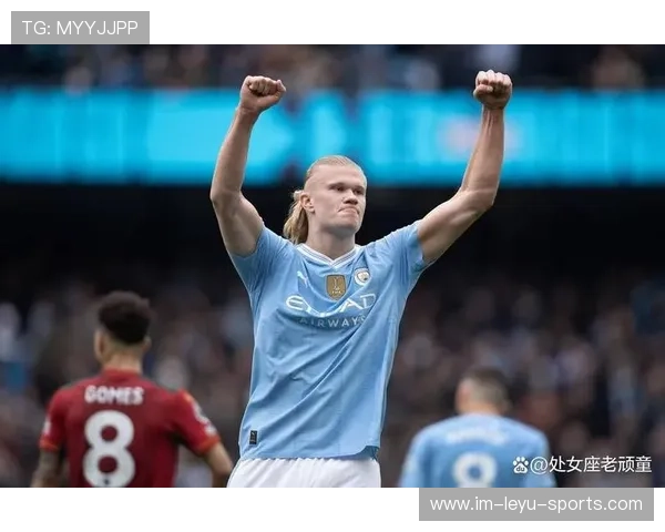 埃因霍温的未来密码：哈兰德式压阵中锋揭秘