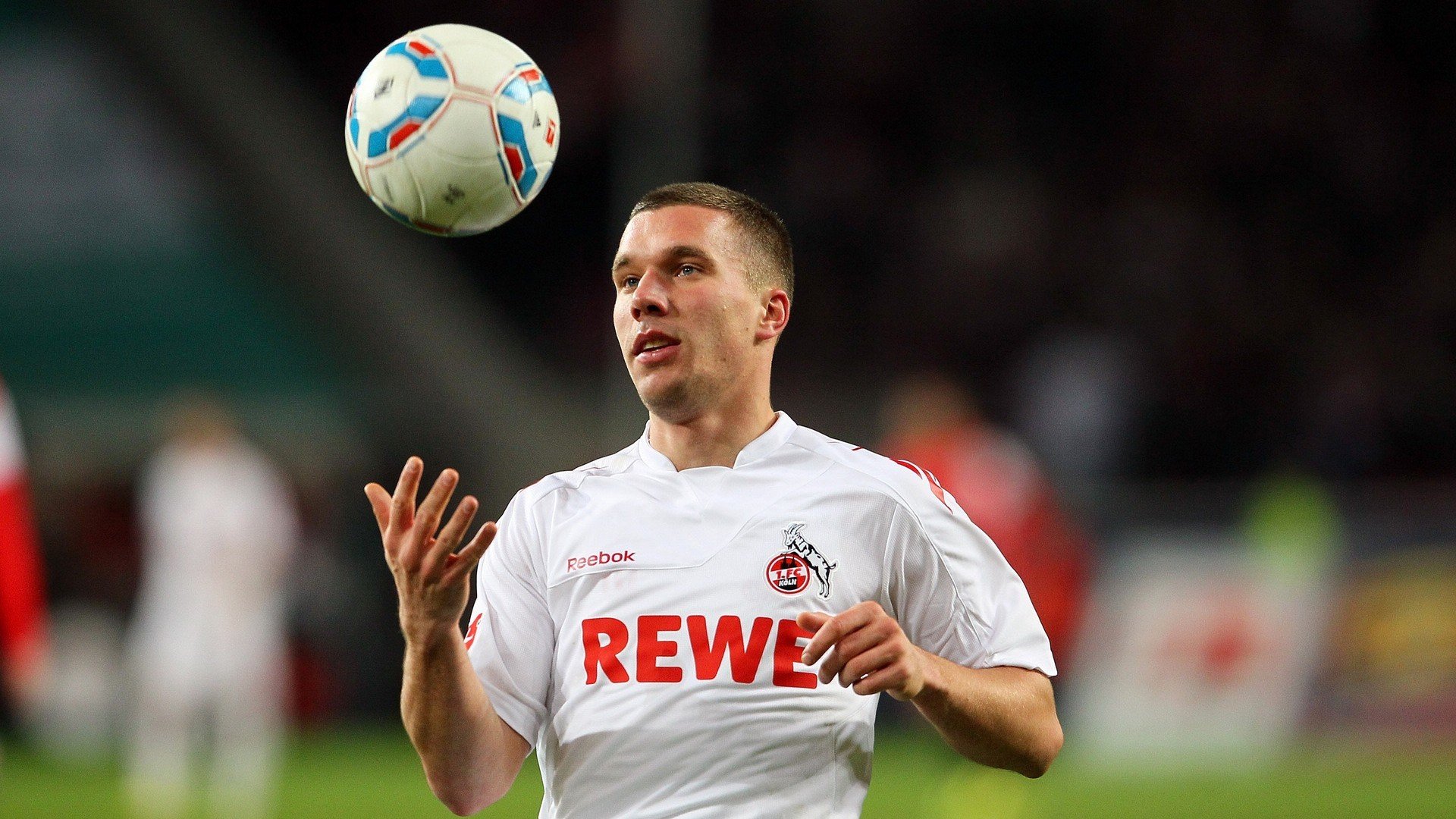 巴雷特：全黑队背后进攻的关键引擎，每次传球都能创造进攻机会