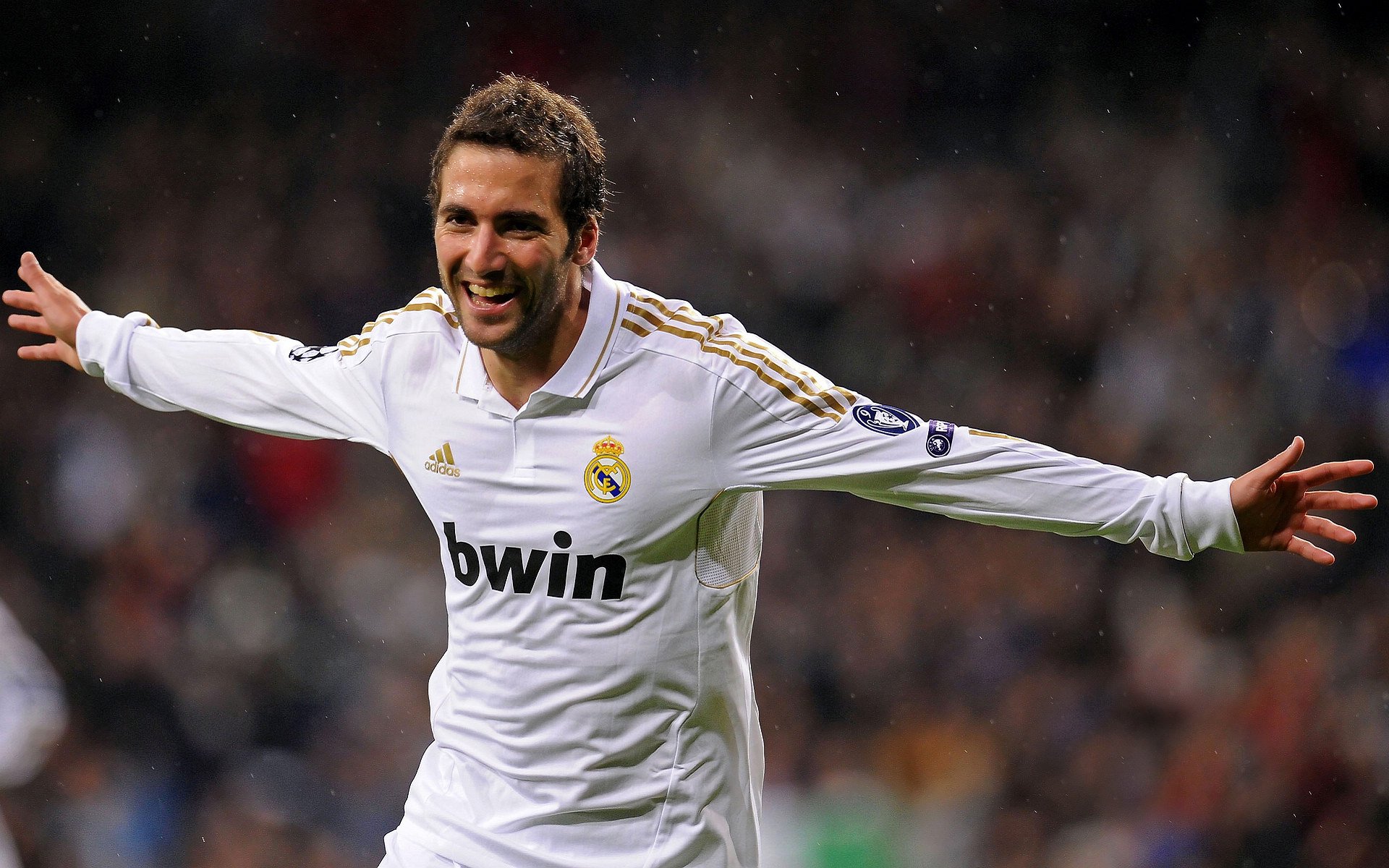 东契奇29+11+10，湖人3连胜升第三！一战评出4大功臣数据不会说谎，东契奇来湖人