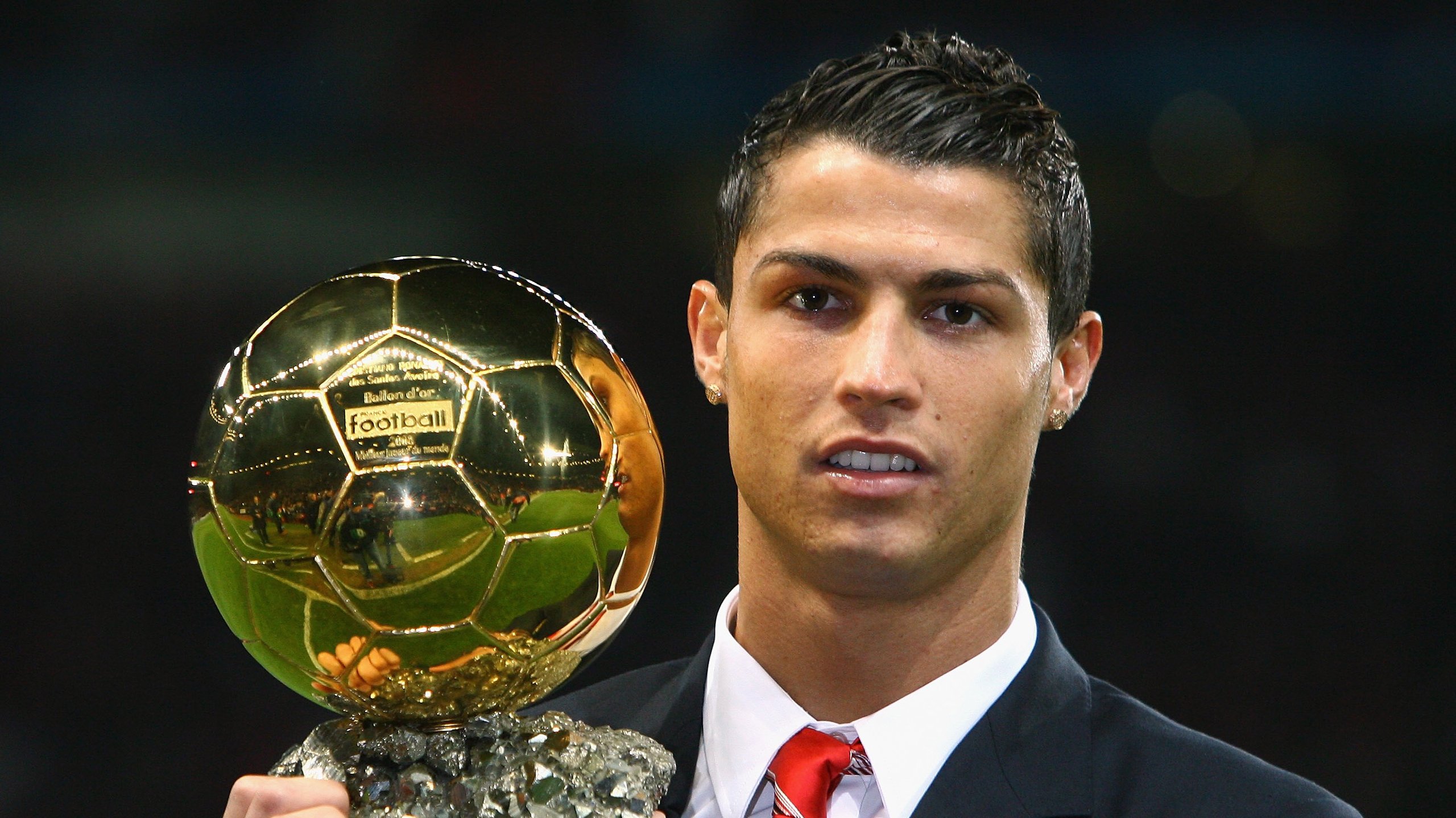 中国足球联赛推动校园足球与职业足球结合，中国校园足球开展